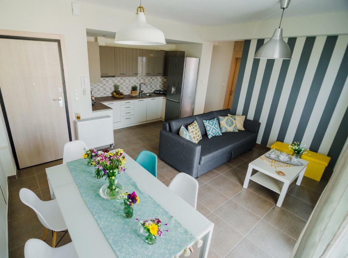 Sea Breeze Boutique Apartment Kavala Bagian luar foto