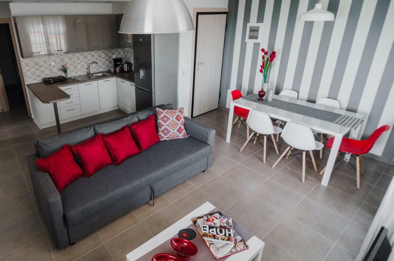 Sea Breeze Boutique Apartment Kavala Bagian luar foto