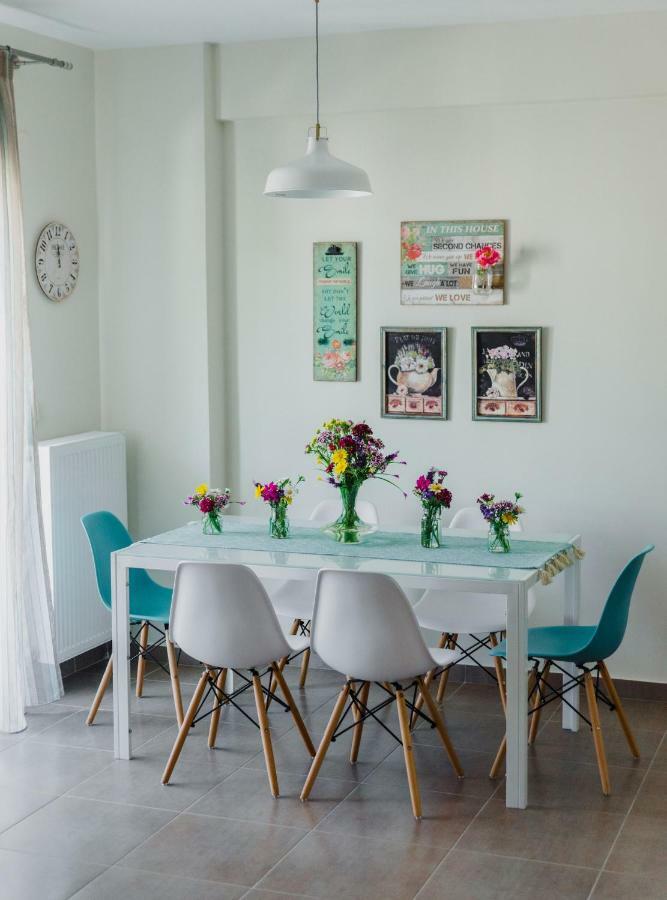 Sea Breeze Boutique Apartment Kavala Bagian luar foto